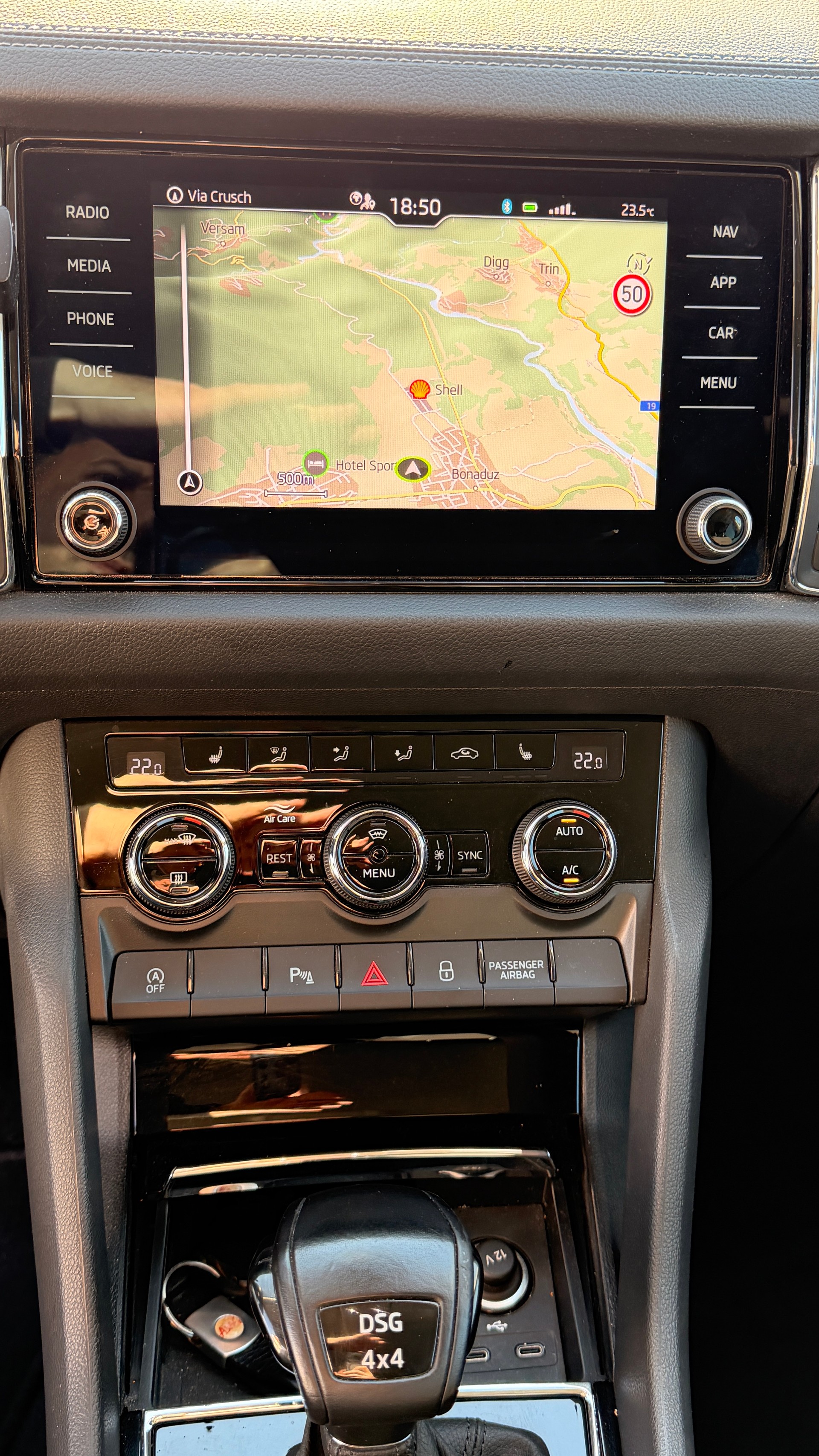 SKODA Kodiaq 2.0 TDI CR Clever 4x4 DSG-image-11