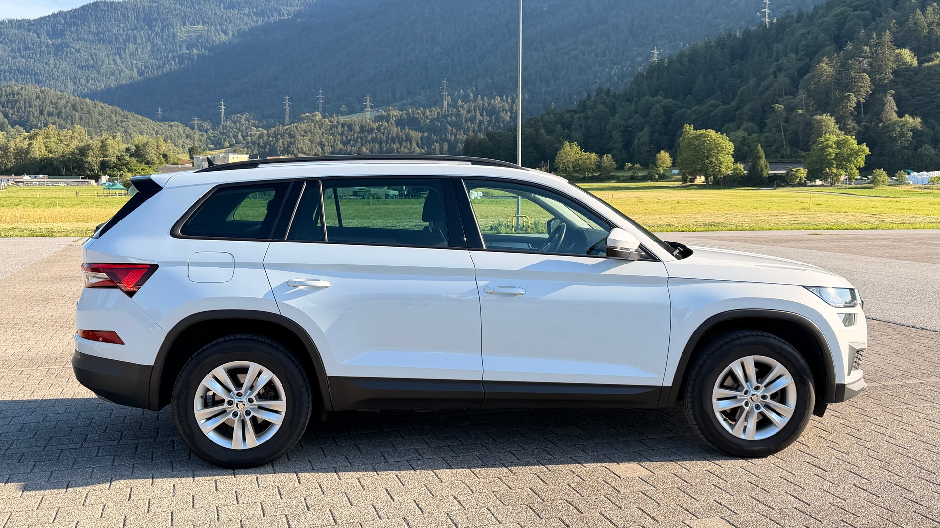SKODA Kodiaq 2.0 TDI CR Clever 4x4 DSG-image-3