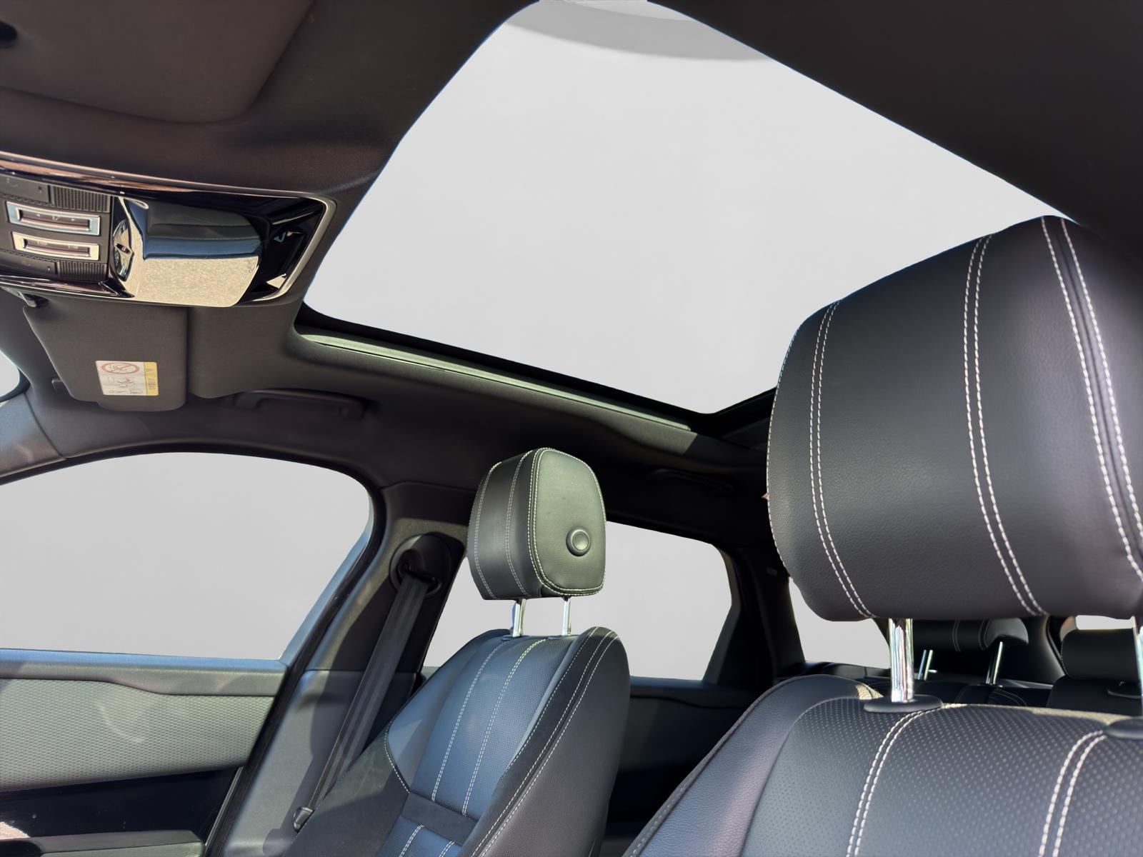 LAND ROVER Range Rover Velar R-Dynamic P 300 SE Automatic-image-9