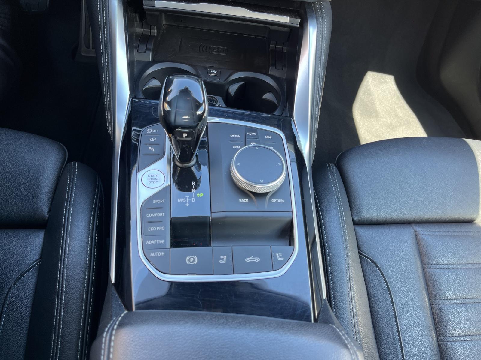 BMW M440i xDrive Cabrio-image-20