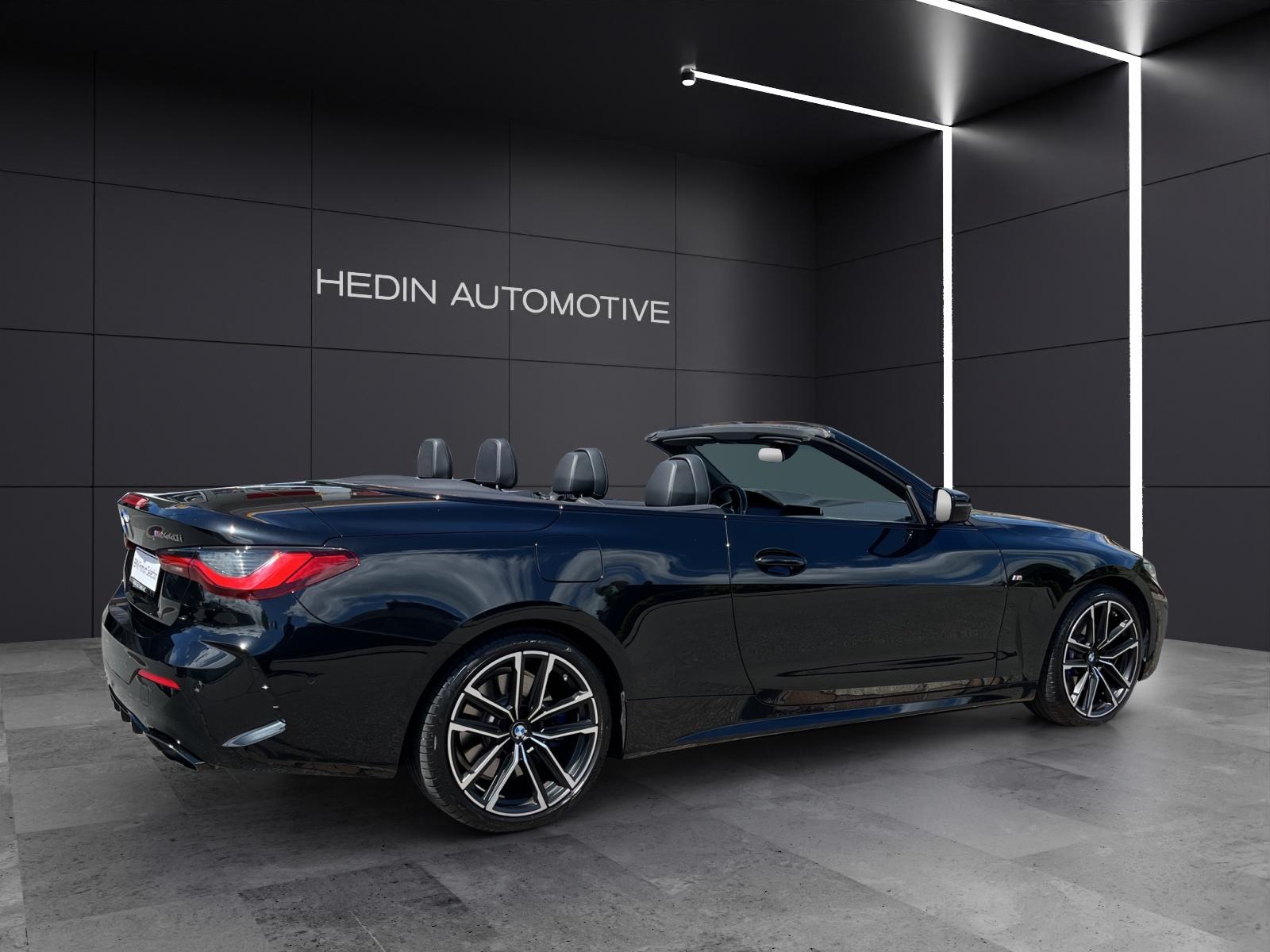 BMW M440i xDrive Cabrio-image-15