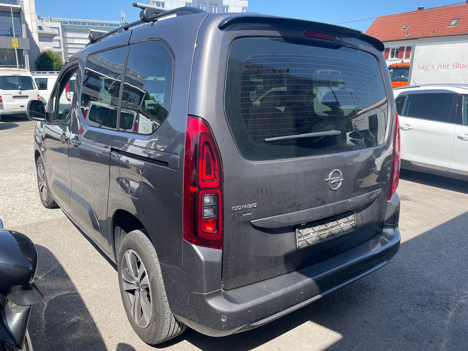 OPEL Combo Life 1.2 Edition-image-4