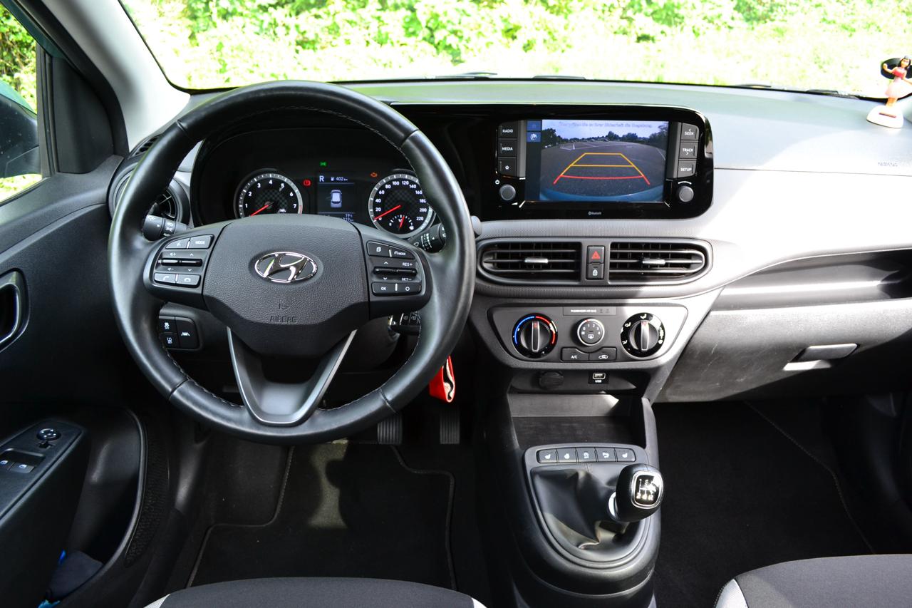 HYUNDAI i10 1.2 Amplia-showroom-element-2