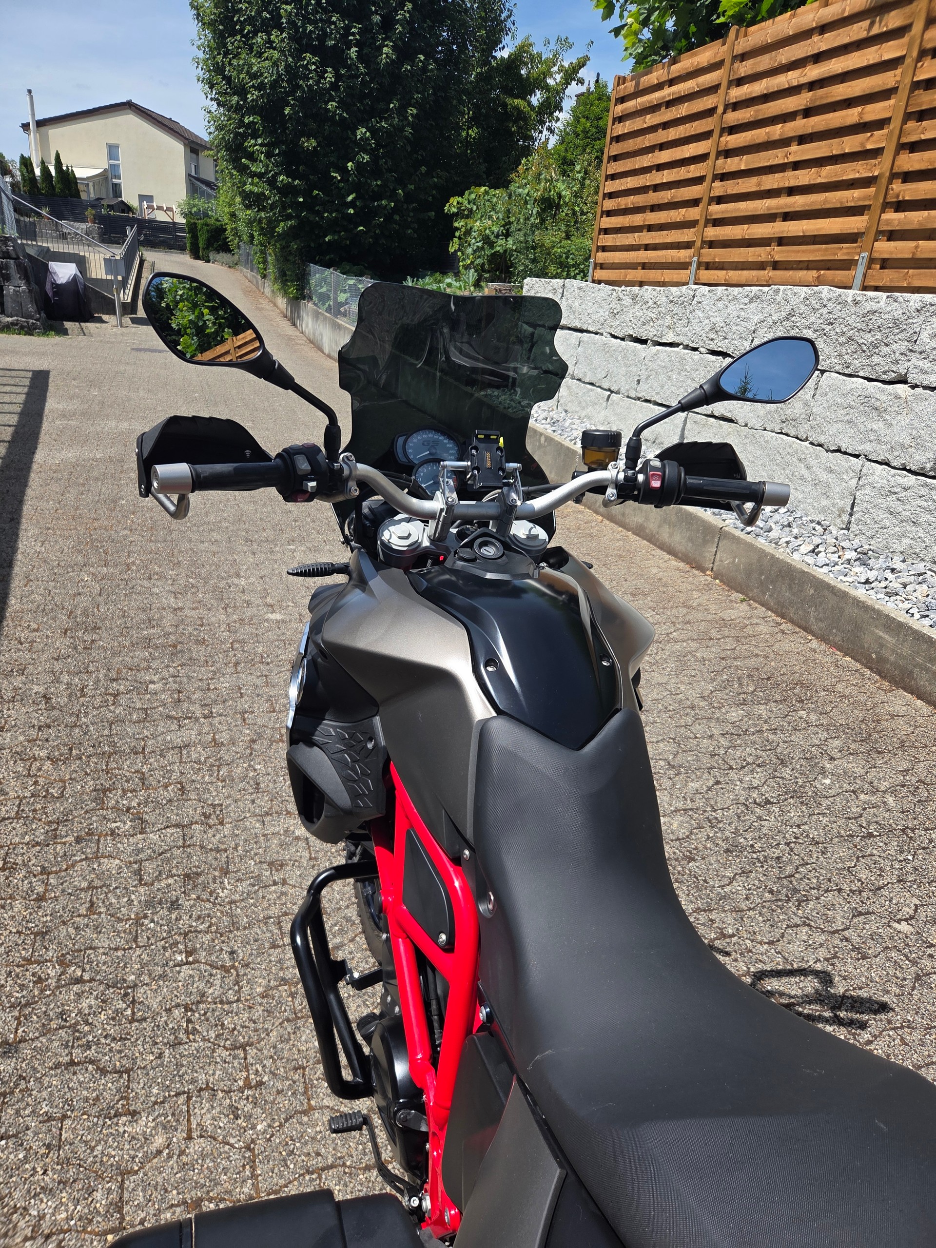 BMW F 800 GS ABS-image-2