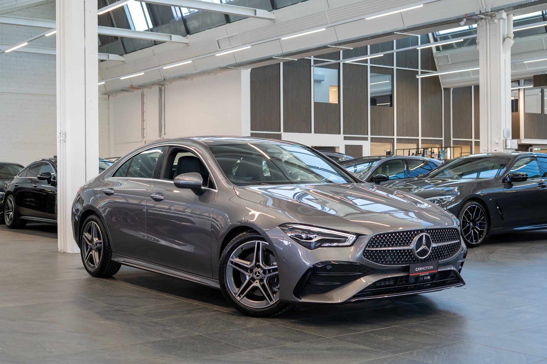 MERCEDES-BENZ CLA 200 AMG Line / Facelift / Rückfahrkamera / Ambientebeleuchtung-showroom-element-2