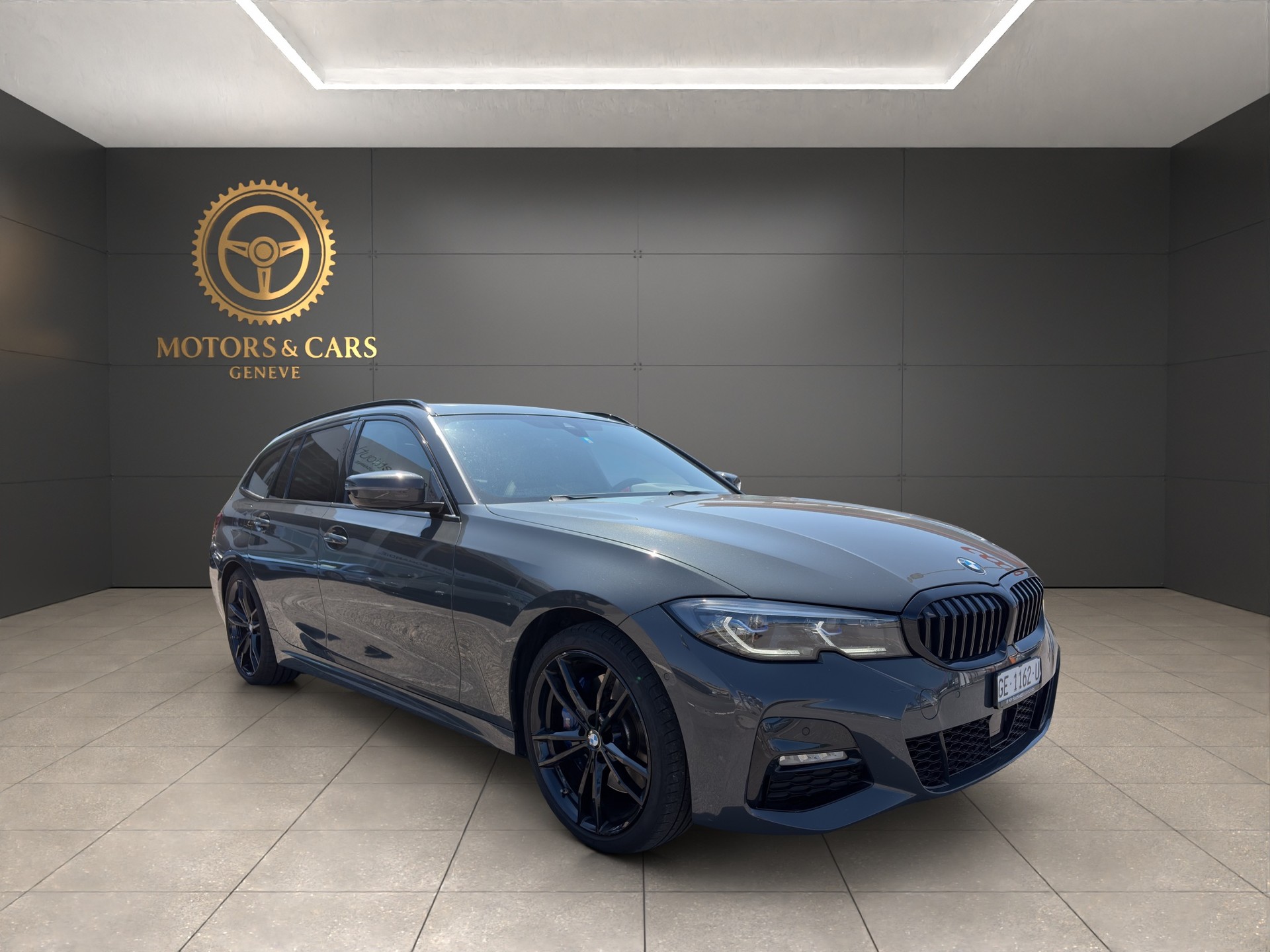 BMW 320d xDrive 48V Touring M Sport Steptronic-showroom-element-1
