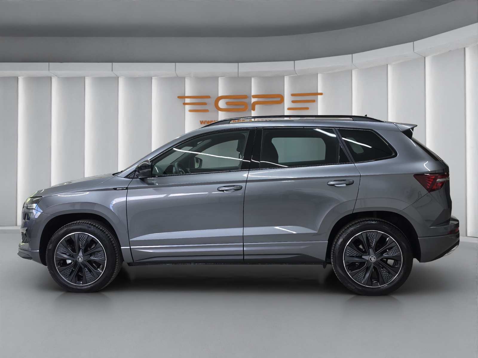 SKODA Karoq 2.0 TSI SportLine 4x4 DSG-showroom-element-3