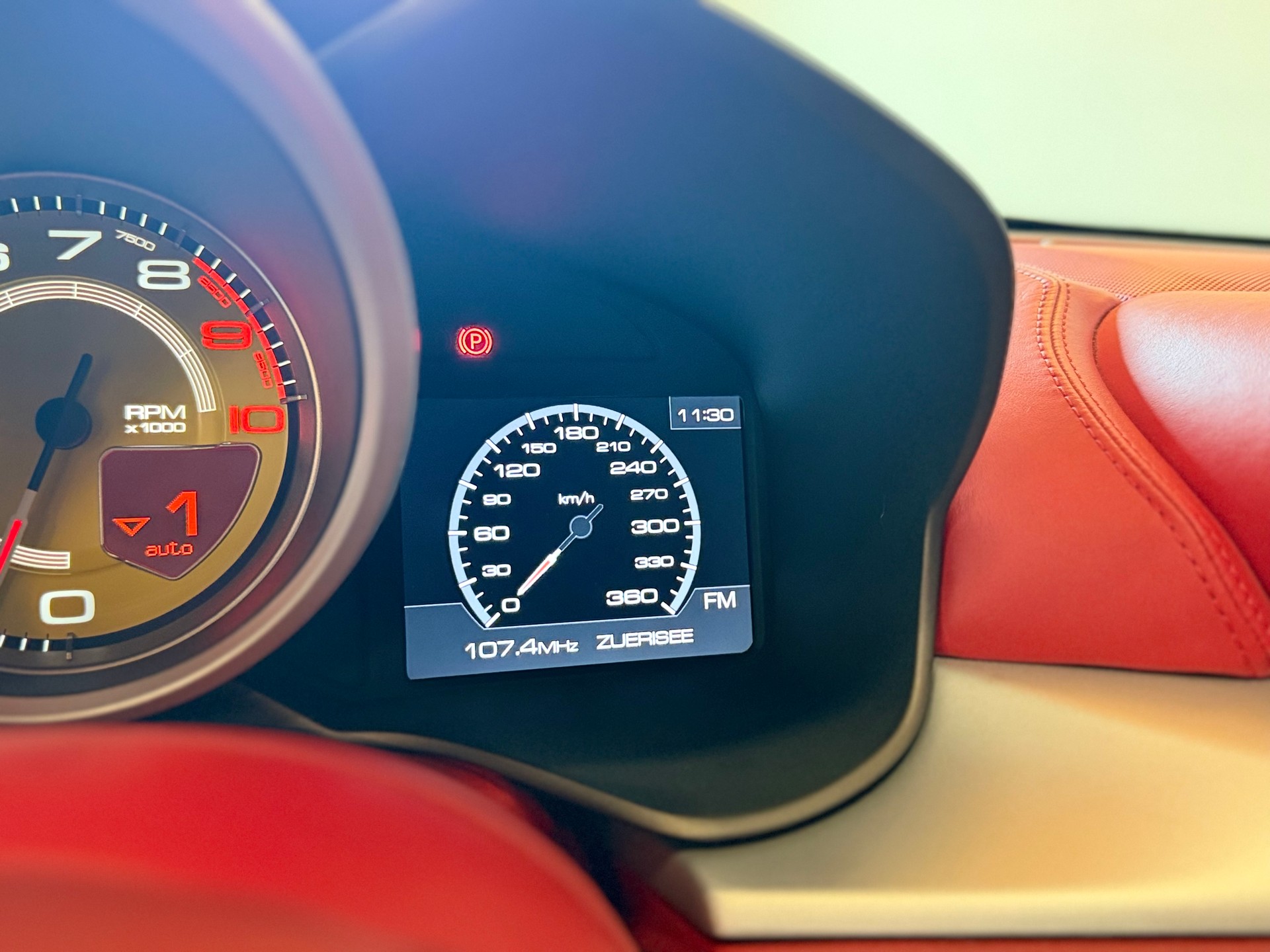 FERRARI FF-image-23