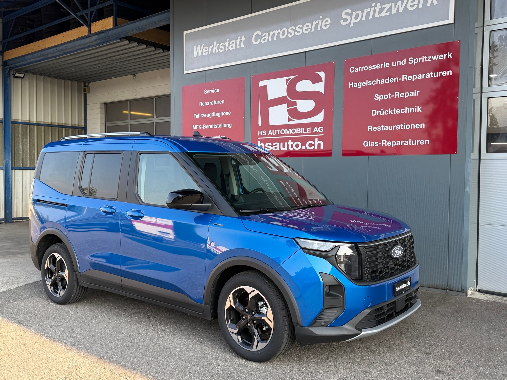 FORD Tourneo Courier 1.0 EcoBoost Active Automat