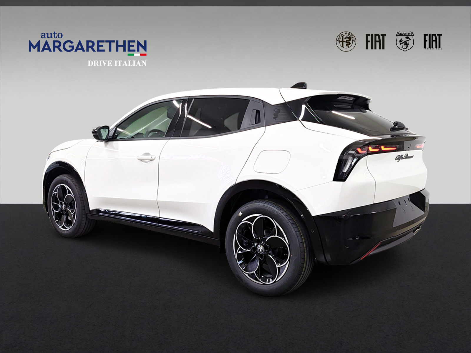 ALFA ROMEO Junior 1.2T MHEV Junior Sprint Tech DCT6 145 PS-showroom-element-2