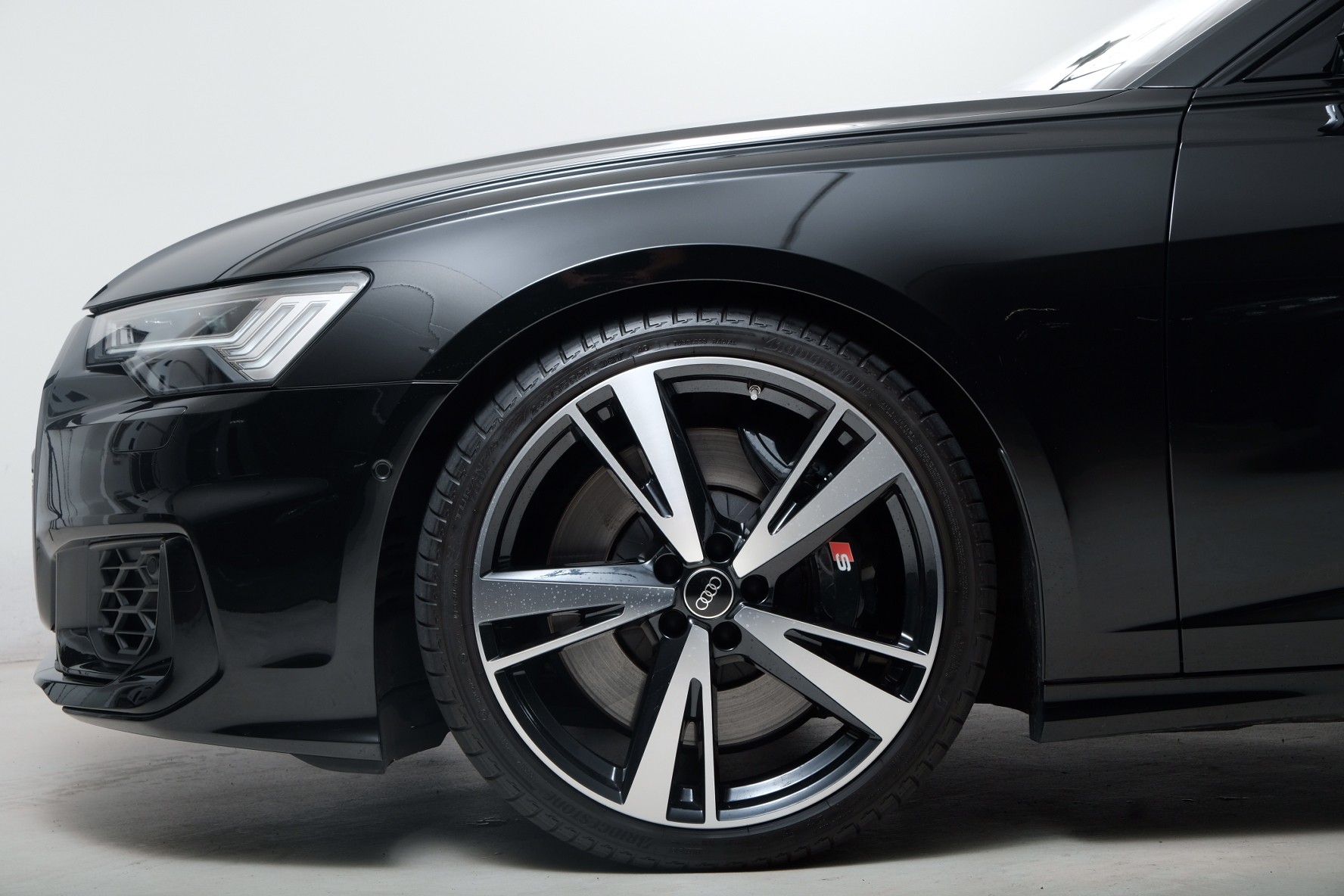 AUDI S6 Avant 3.0 TDI quattro tiptronic-showroom-element-2