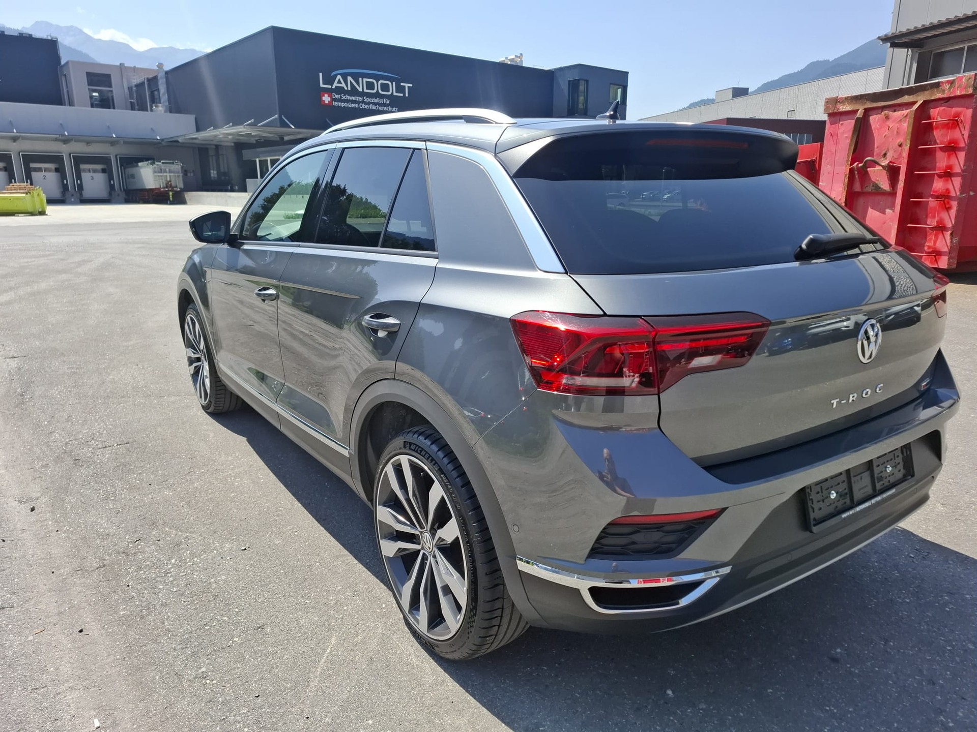 VW T-Roc 2.0 TSI Sport DSG 4Motion-image-3