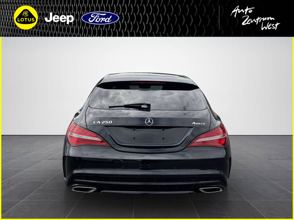 MERCEDES-BENZ CLA 250 AMG Line 4m-showroom-element-3