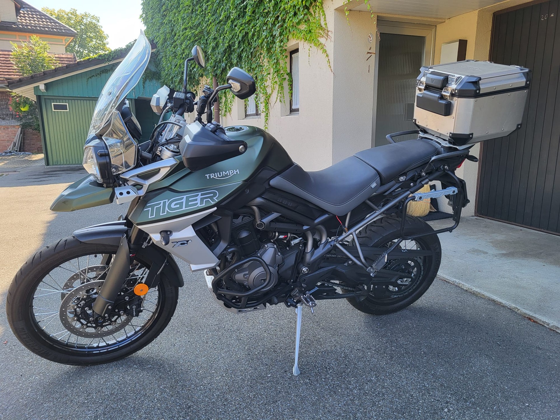 TRIUMPH Tiger 800 XCa ABS-image-0