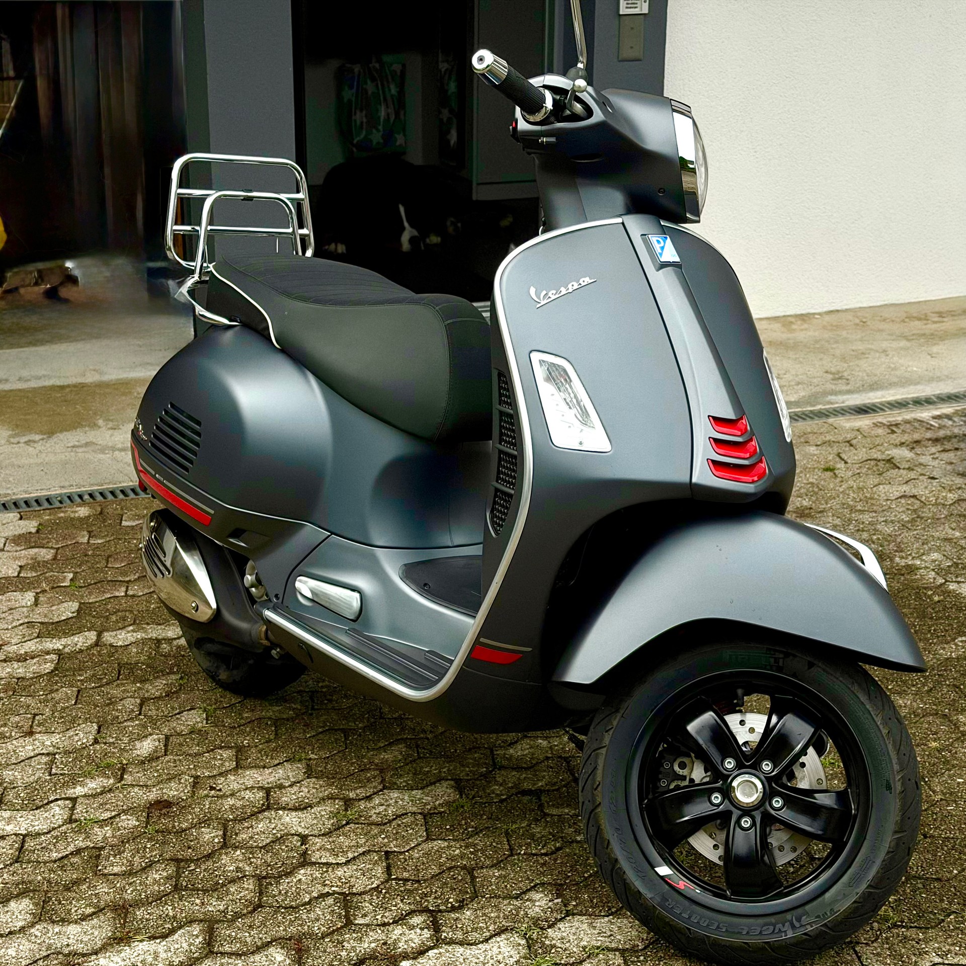 PIAGGIO Vespa GTS 300 Super Sport ABSund ESR-image-3
