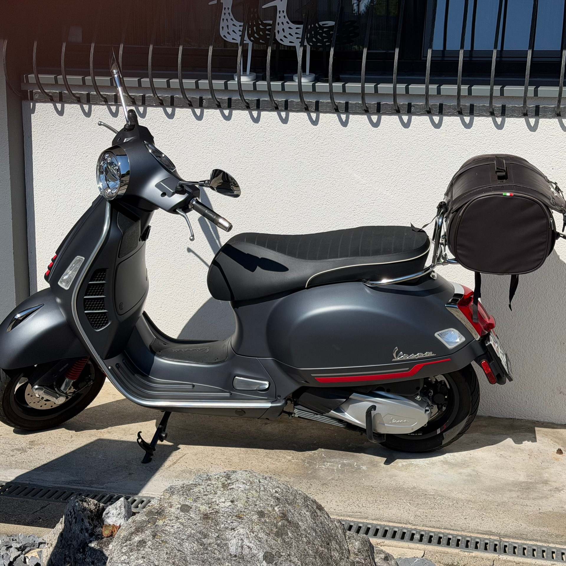 PIAGGIO Vespa GTS 300 Super Sport ABSund ESR-image-0