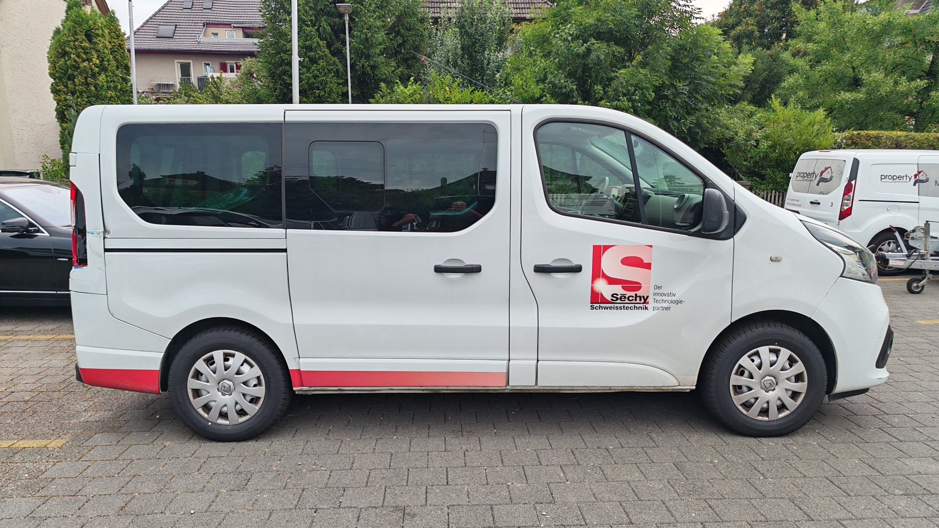 RENAULT Trafic ENERGY dCi 125 Passenger Authentique-image-1