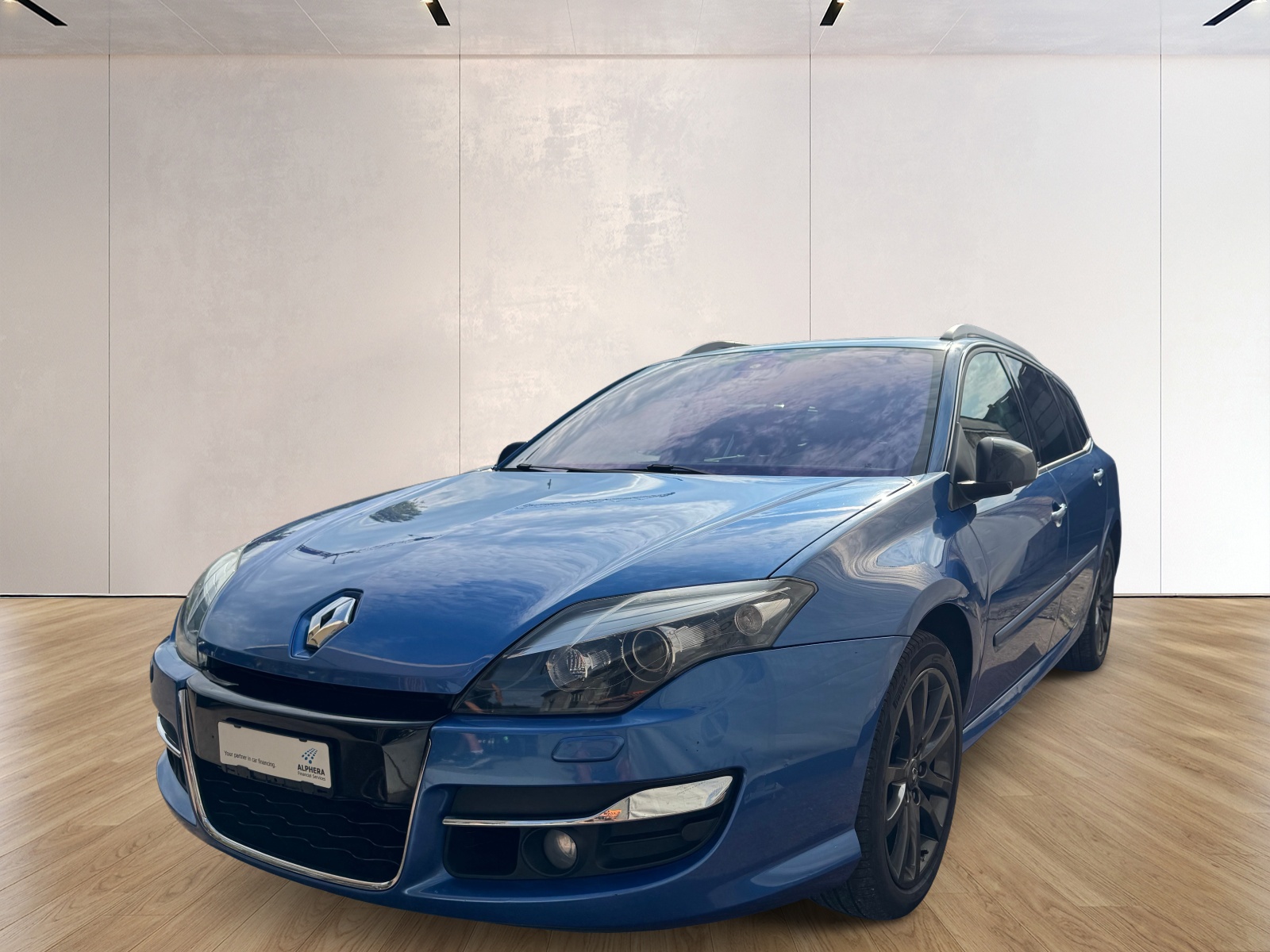 RENAULT LAGUNA-showroom-element-3