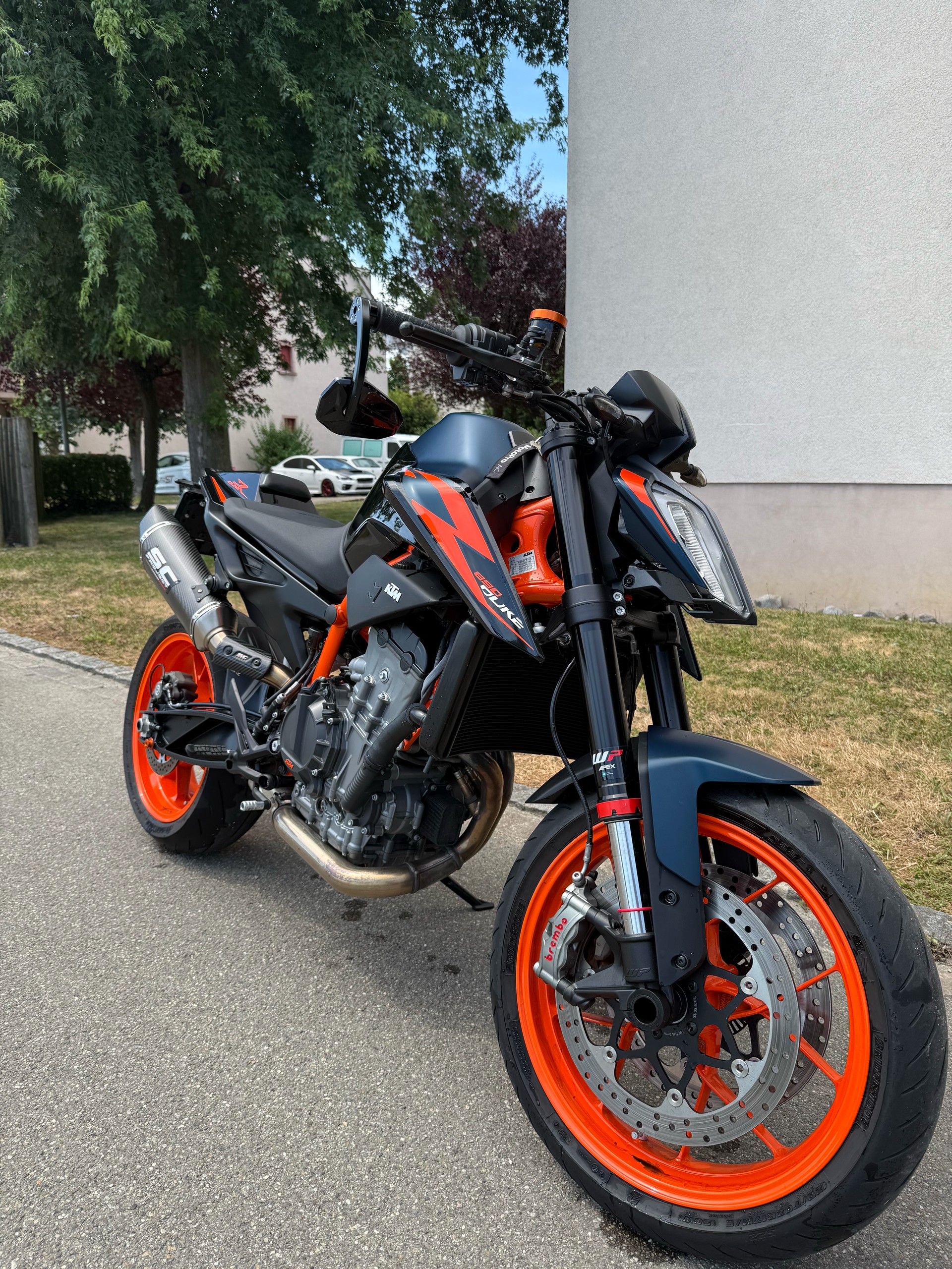 KTM 890 Duke R-image-0
