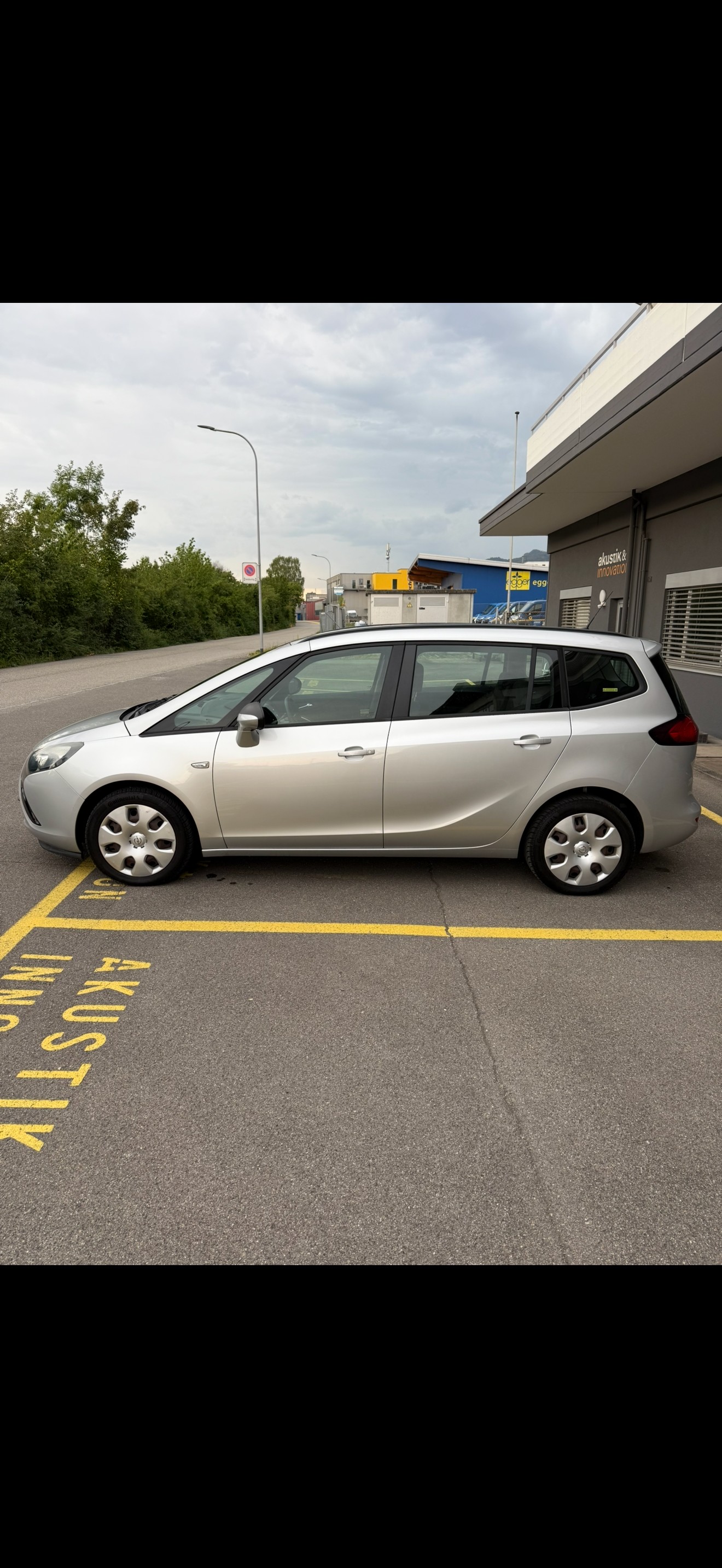 OPEL Zafira Tourer 1.6i 16V CNG Turbo Cosmo-image-1