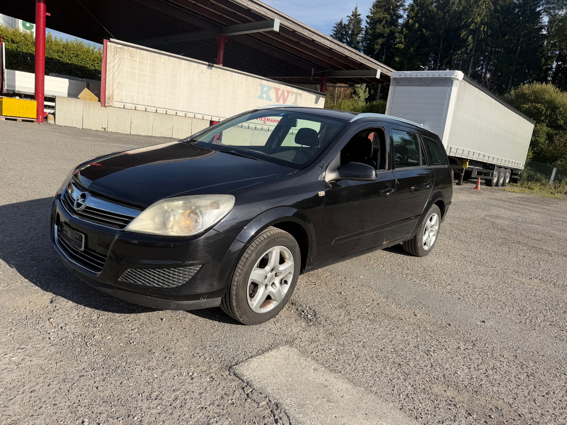 OPEL Astra Caravan 1.6i 16V Enjoy-image-1