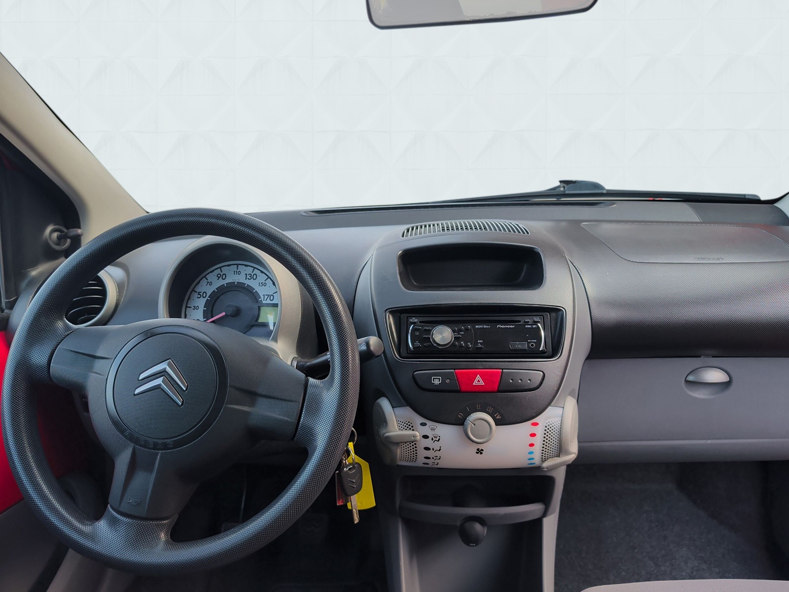 CITROEN C1 1.0i Essentiel-image-9