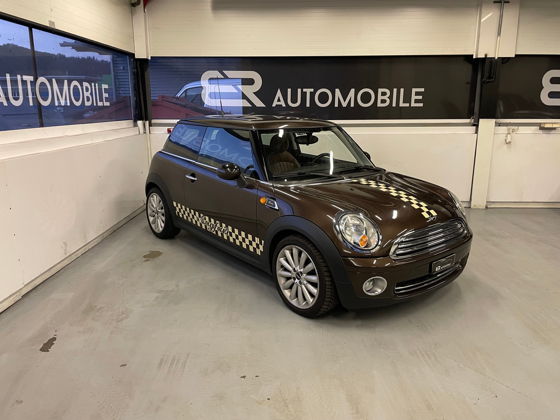 MINI COOPER-image-1