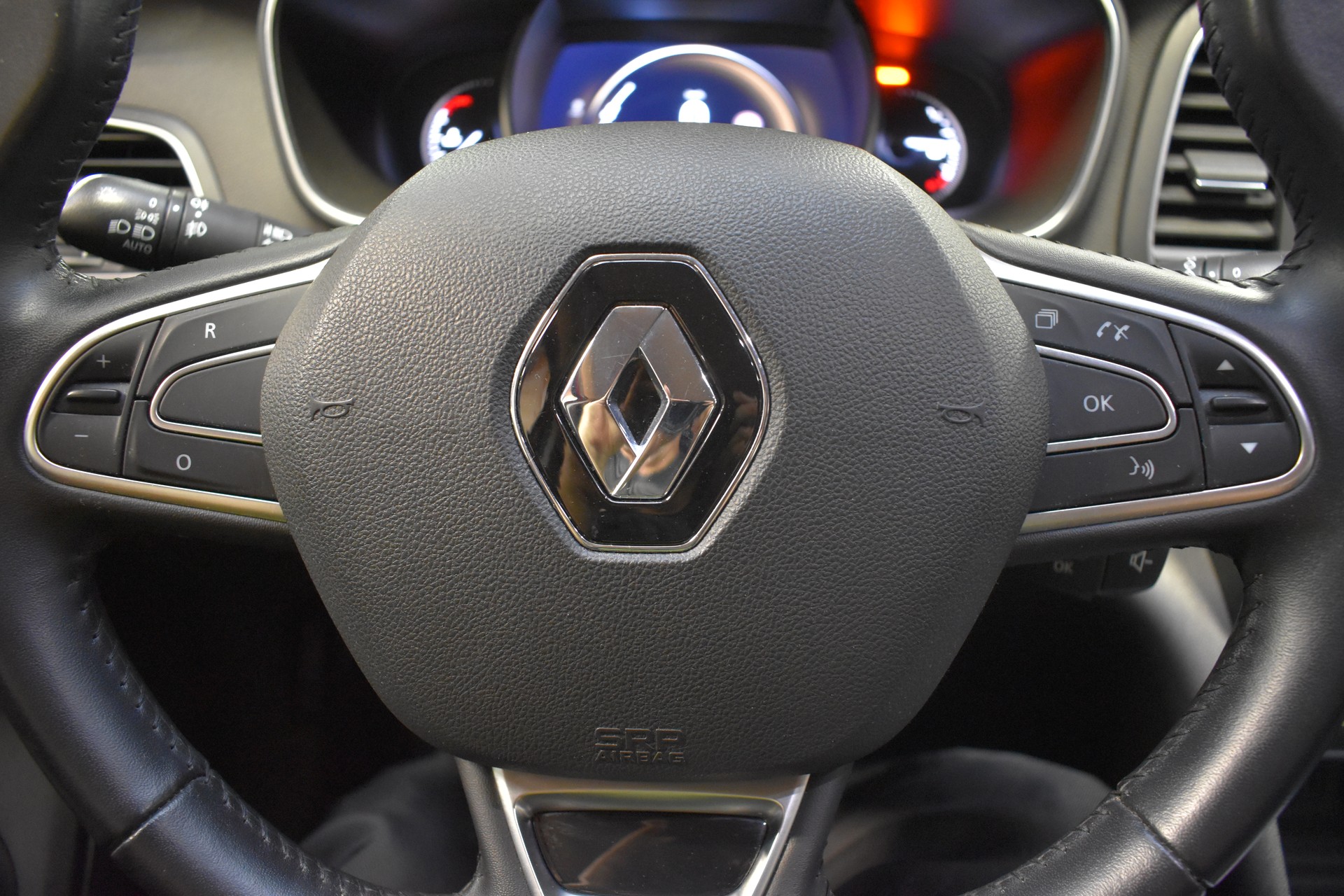 RENAULT Mégane Grandtour 1.5 dCi Business Line-image-22