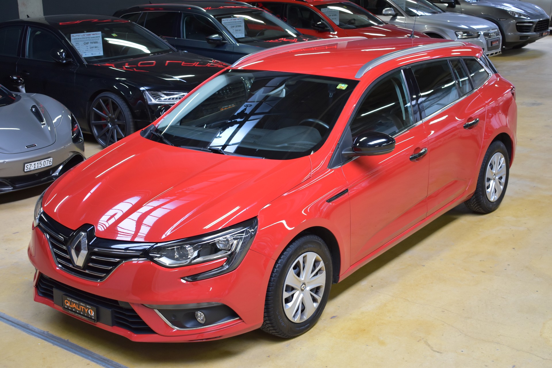 RENAULT Mégane Grandtour 1.5 dCi Business Line-showroom-element-1