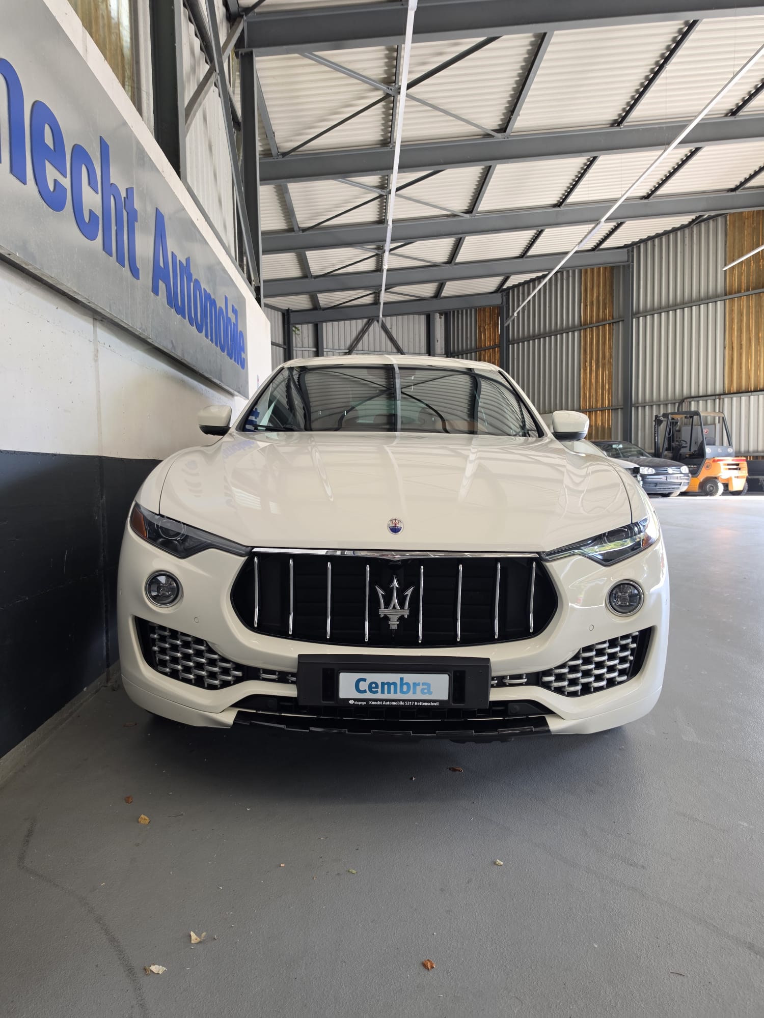 MASERATI Levante 3.0 V6 GranLusso Automatica-showroom-element-2