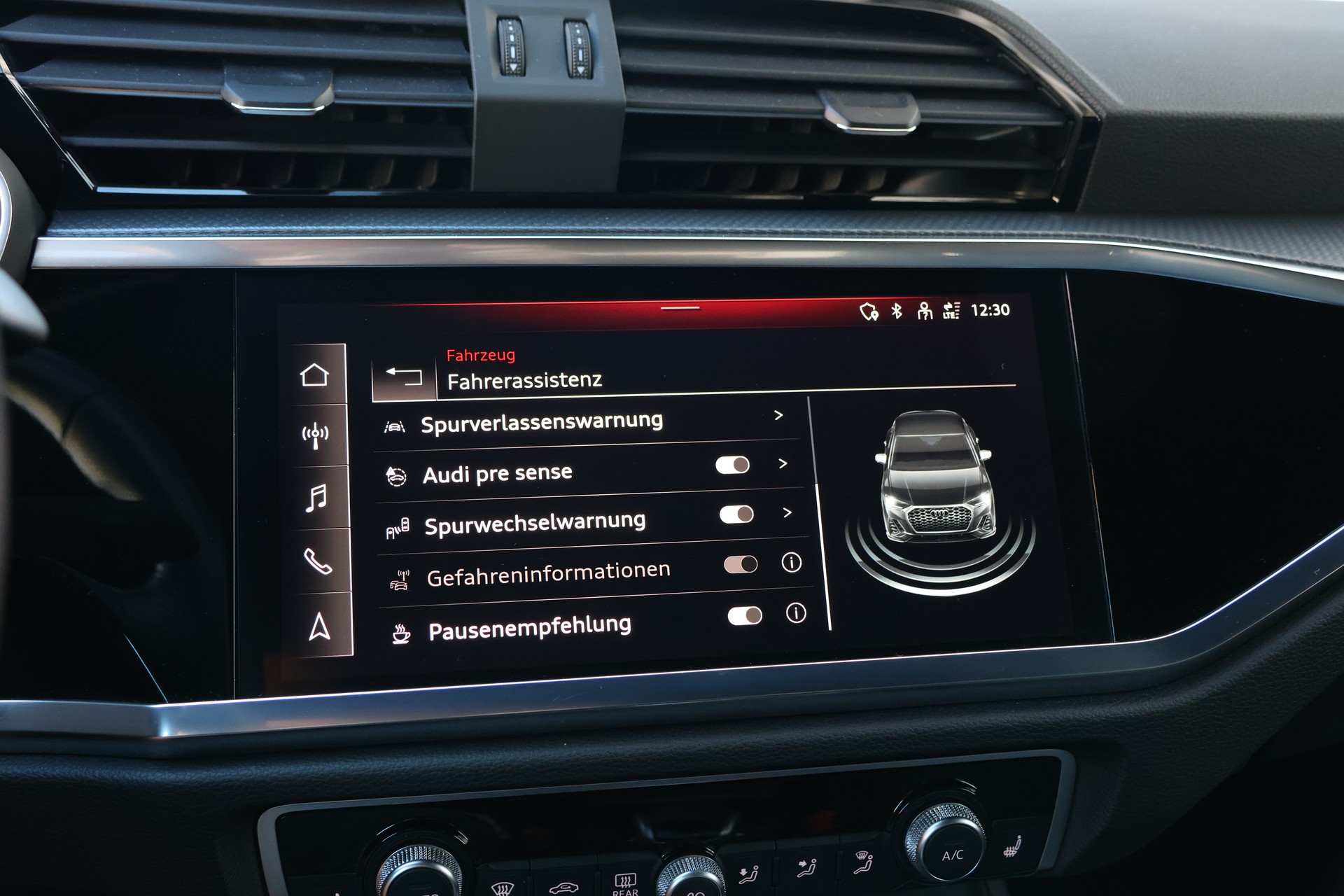 AUDI Q3 Sportback 35 TFSI Attraction S-tronic (CH)-image-22
