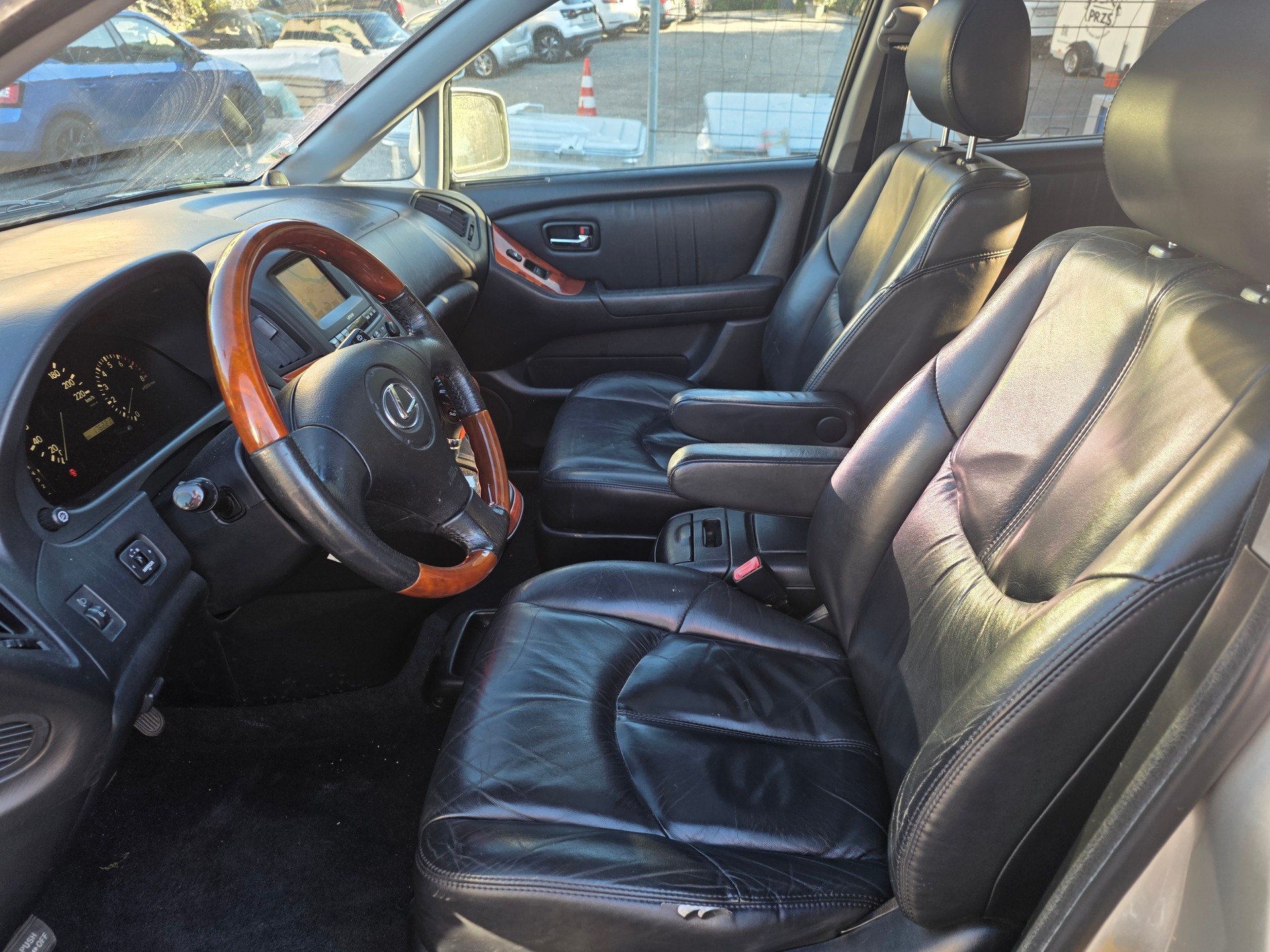 LEXUS RX 300 AWD Automatic ☆☆☆ MFK: 9. März 2026 ☆☆☆-showroom-element-2