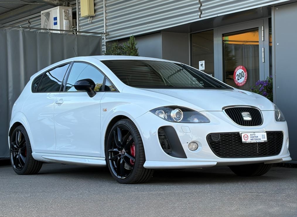 SEAT Leon 2.0 TSI Cupra R-showroom-element-1