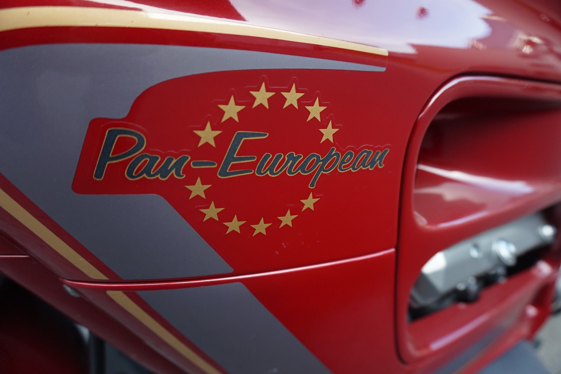 HONDA ST 1100 Pan-European-image-9