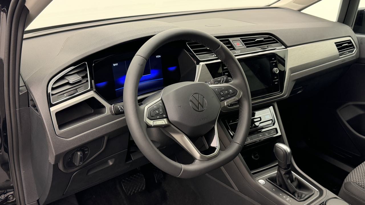 VW Touran 1.5 TSI EVO Limited-image-6