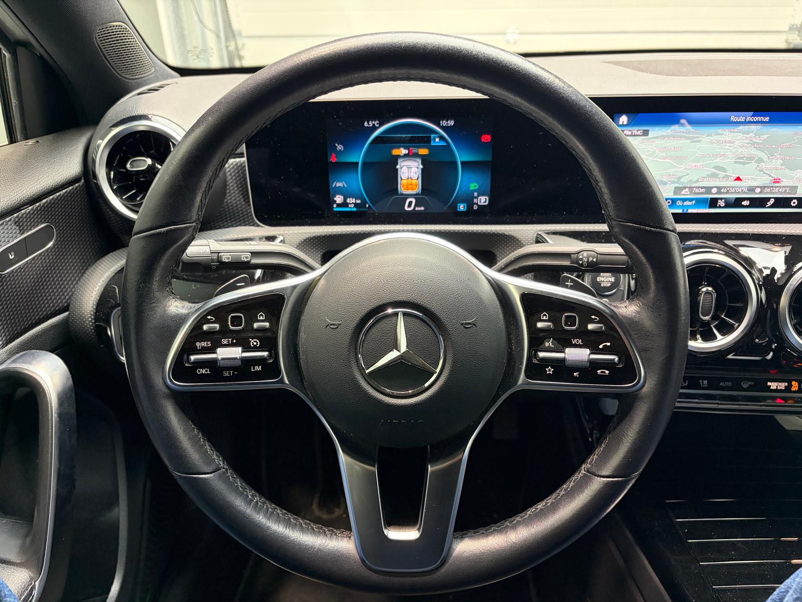 MERCEDES-BENZ A 200 Style 7G-DCT - Attelage-image-19