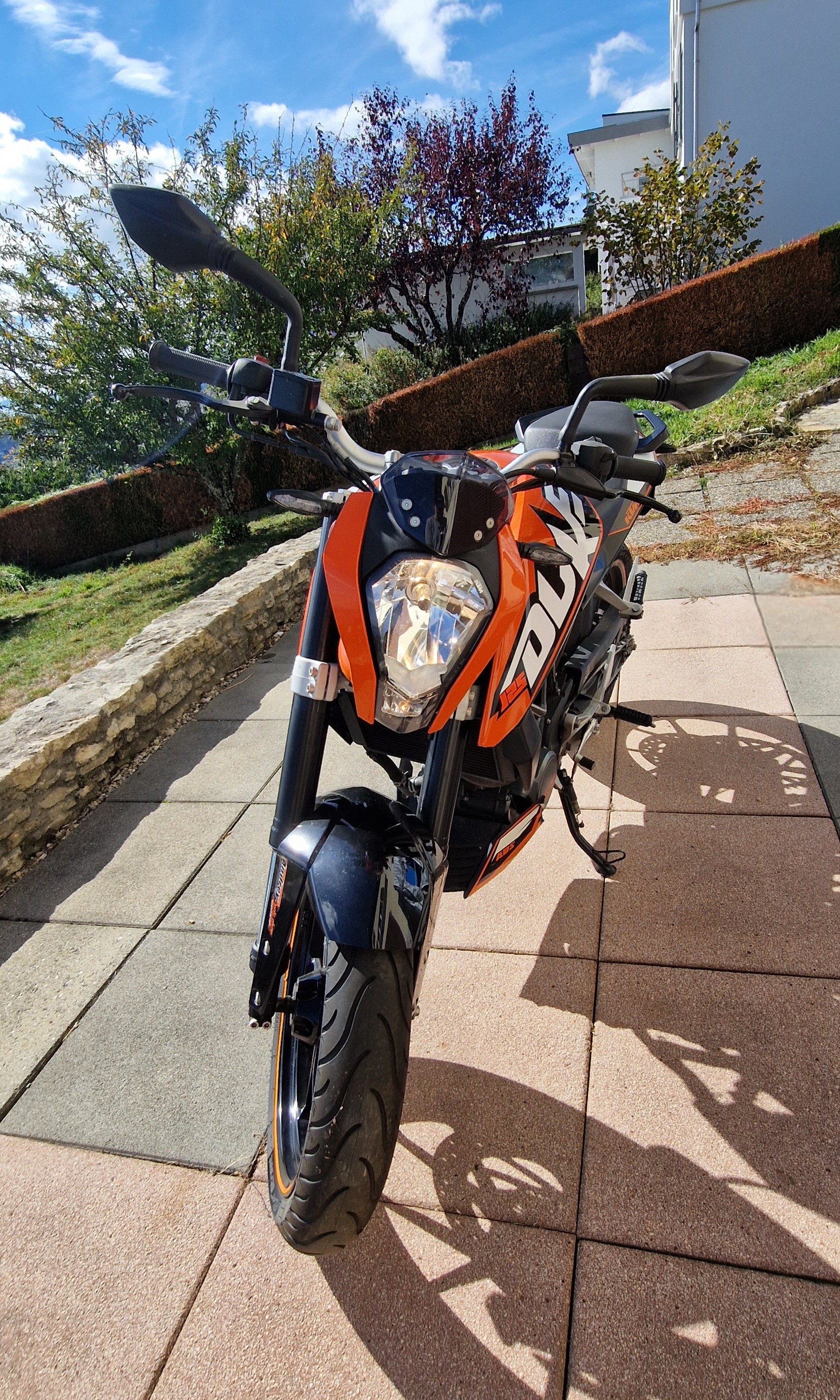 KTM 125 Duke-image-4