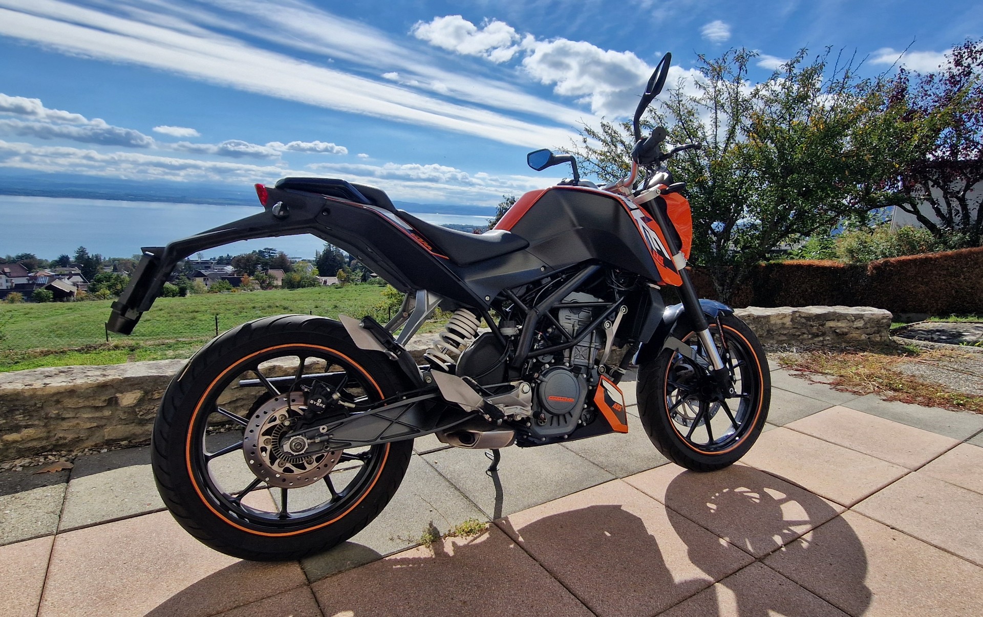 KTM 125 Duke-image-3