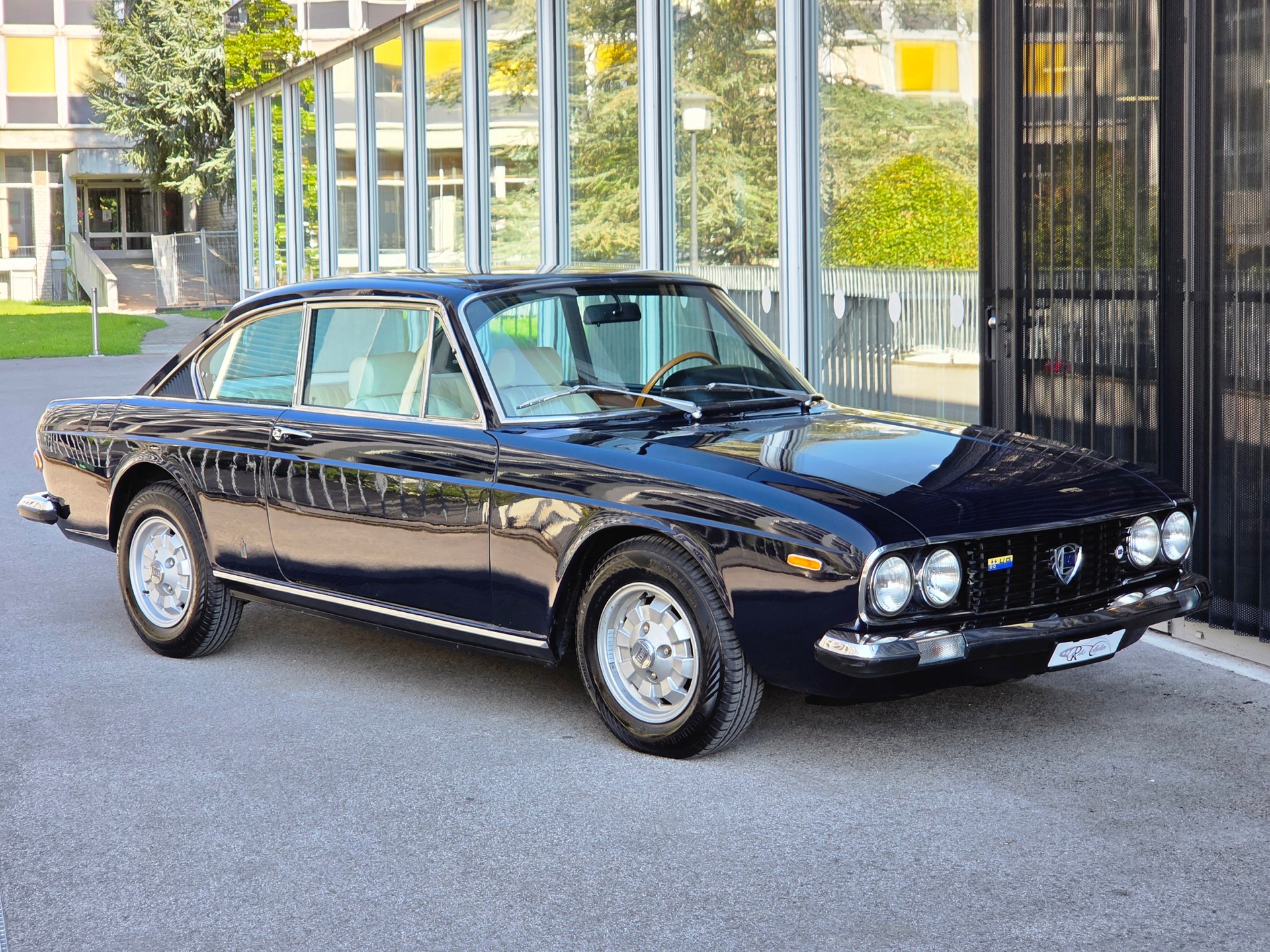 LANCIA Flavia 2000 HF - rareté absolue - bon état d'origine - direction assistée - expertisée vétéran 02.24-image-1