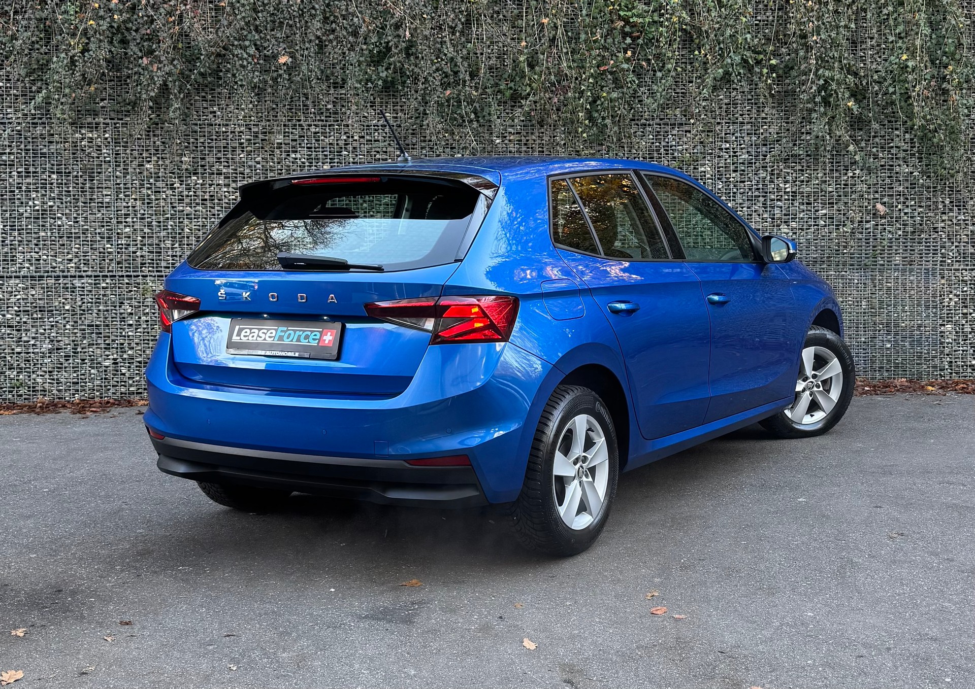 SKODA Fabia 1.0 TSI Ambition DSG Leasing ab 247.- 1 J. Garantie 3 J. Gratisservice-image-4
