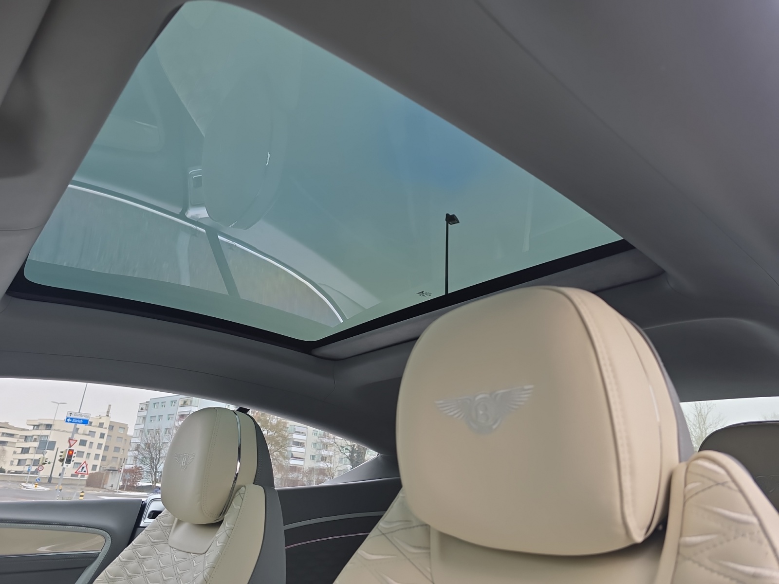 BENTLEY Continental GT 4.0 V8 PHEV 782 PS Mulliner/ 1.9% Leasing möglich.-image-15