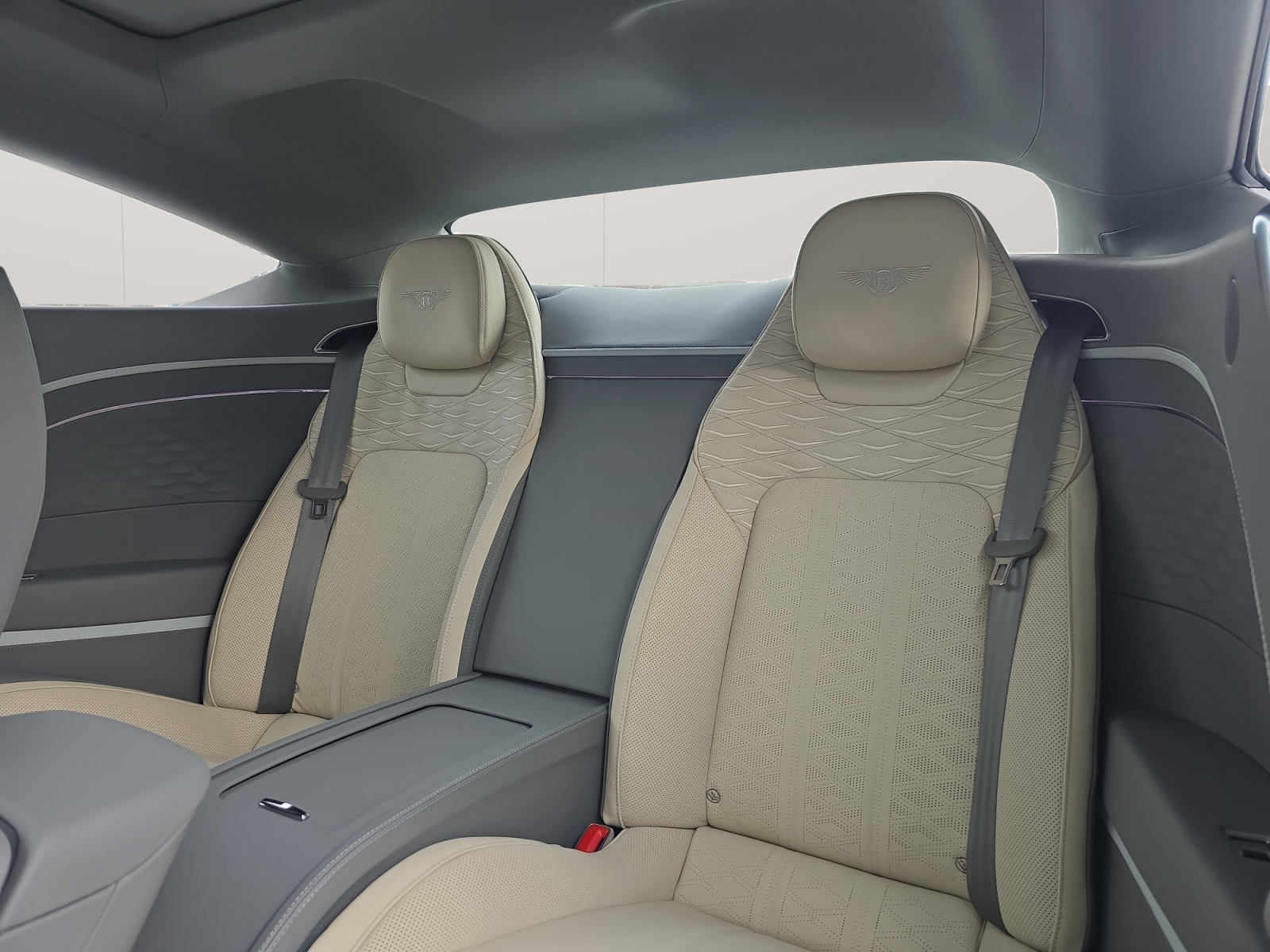 BENTLEY Continental GT 4.0 V8 PHEV 782 PS Mulliner/ 1.9% Leasing möglich.-image-16