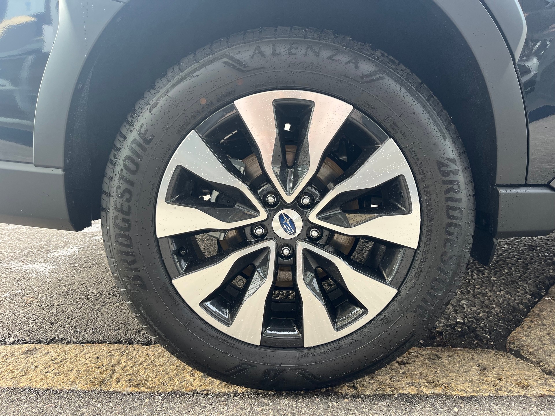 SUBARU Outback 2.5i Final Edition-image-11