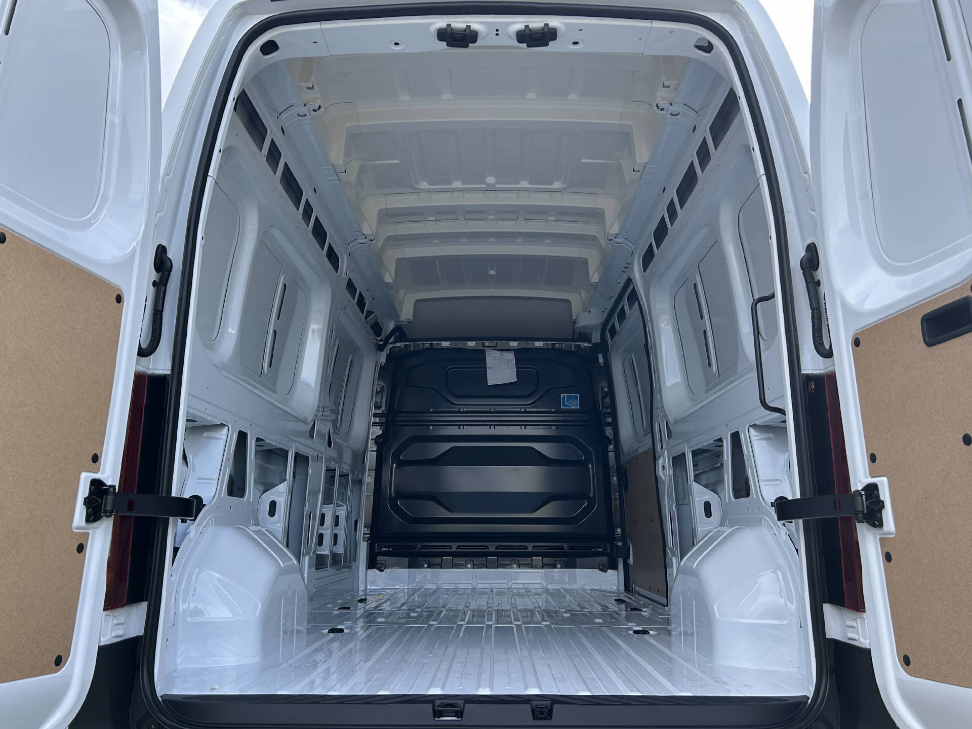 RENAULT Master Kaw. L3H3 150 PS Automat-image-8