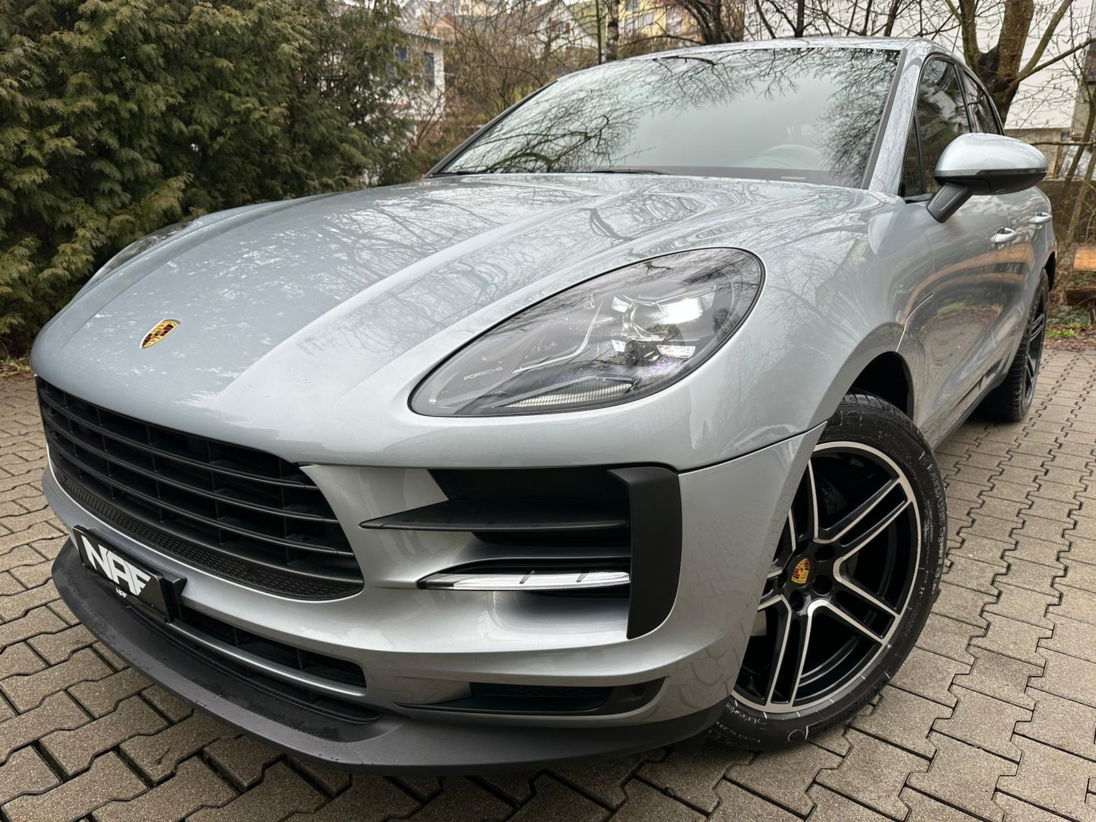 PORSCHE Macan PDK