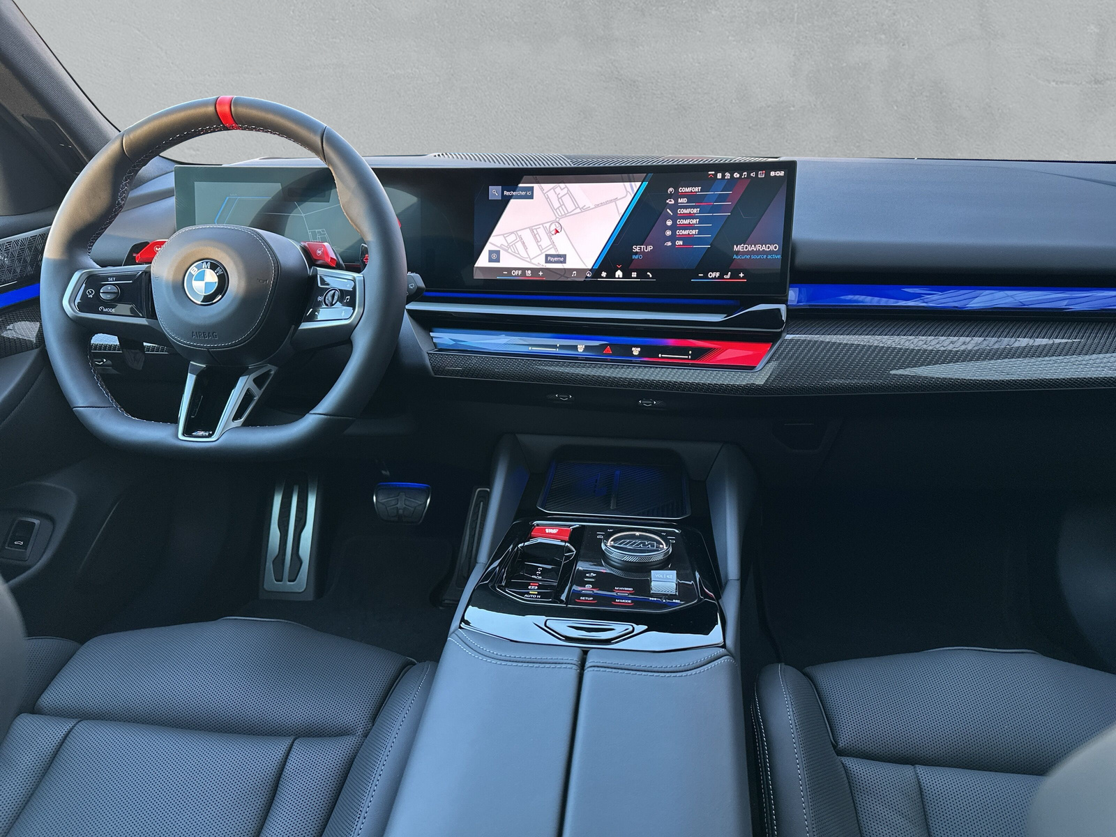 BMW M5 xDrive Touring-image-12