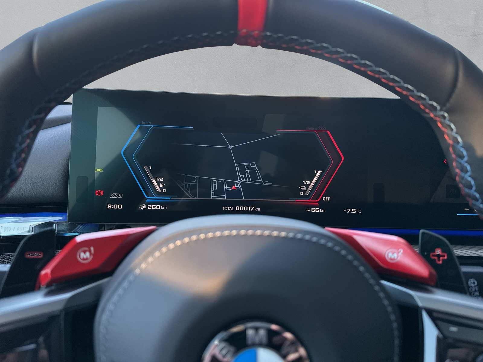 BMW M5 xDrive Touring-image-18