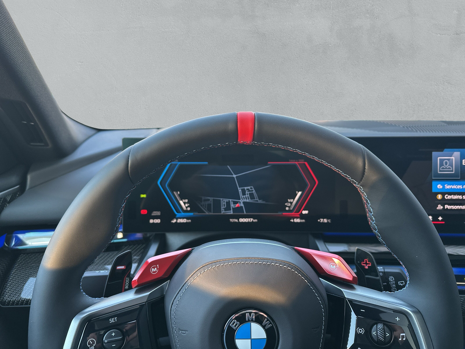 BMW M5 xDrive Touring-image-17