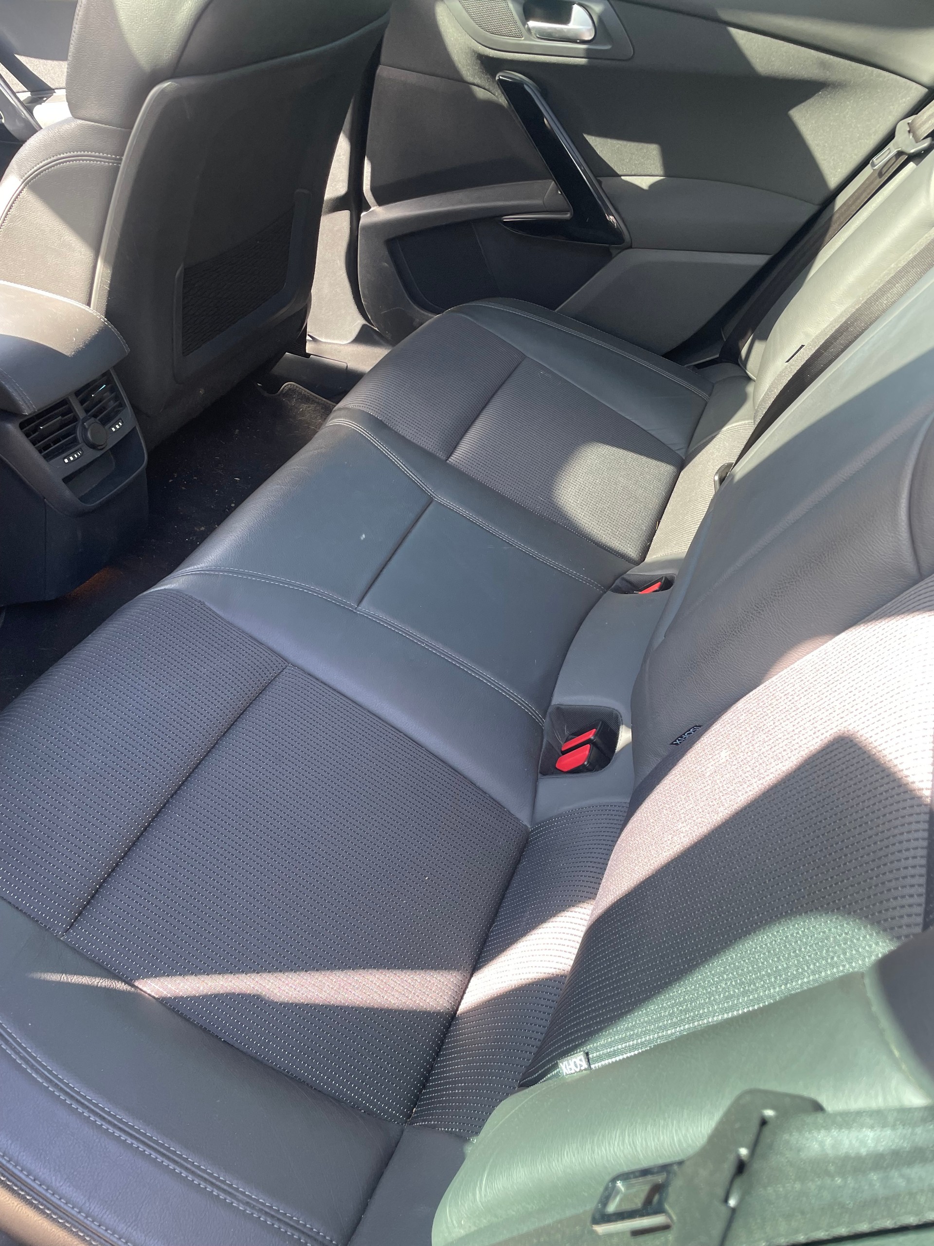 PEUGEOT 508 SW 1.6 16V T Allure-image-8