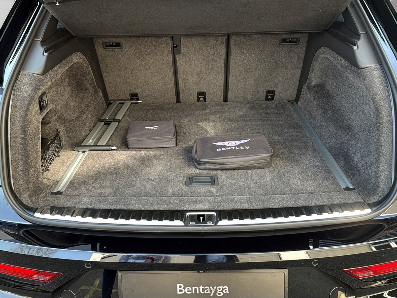 BENTLEY Bentayga SPEED V8-image-9